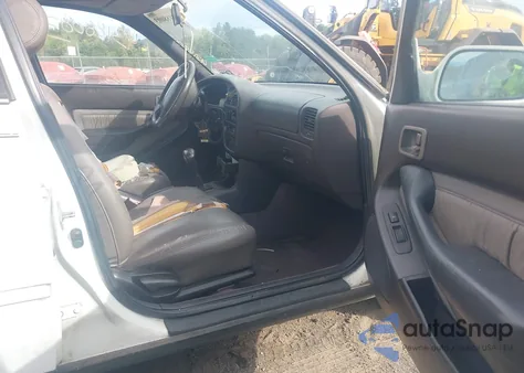 1995 Toyota Camry Le z USA, uszkodzony, nr VIN 4T1SK12E3SU569269